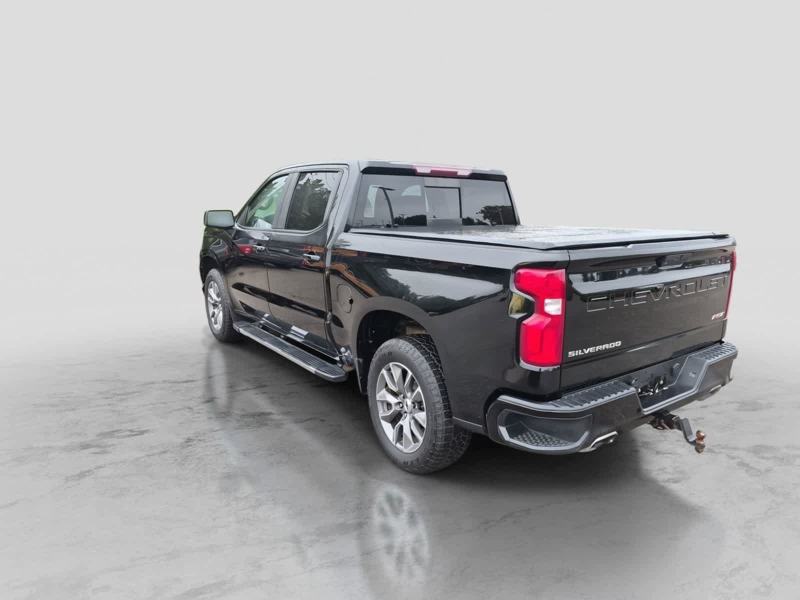 Used 2021 Chevrolet Silverado 1500 RST w/ Convenience Package II AWD/4WD image 6