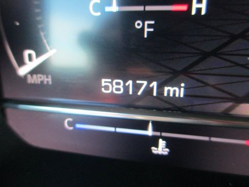 Certified 2024 GMC Sierra 2500 SLE w/ SLE Convenience Package image 27