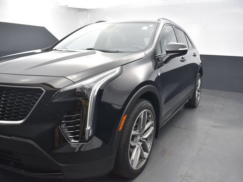 Used 2023 Cadillac XT4 Sport AWD/4WD image 32
