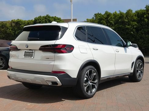 New 2026 BMW X5 sDrive40i w/ Premium Package RWD image 17