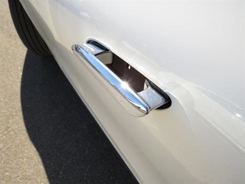 Certified 2023 Mercedes-Benz EQS 580 4MATIC Sedan image 30