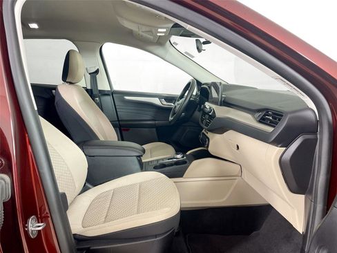 Used 2021 Ford Escape SE AWD/4WD image 25