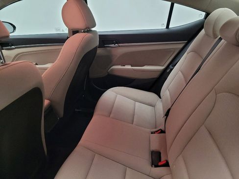 Used 2018 Hyundai Elantra SEL FWD image 18