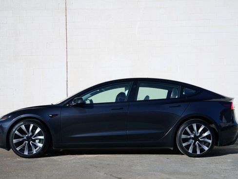 Used 2024 Tesla Model 3 RWD image 9