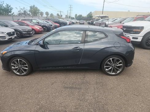 Used 2020 Hyundai Veloster 2.0 Premium FWD image 10
