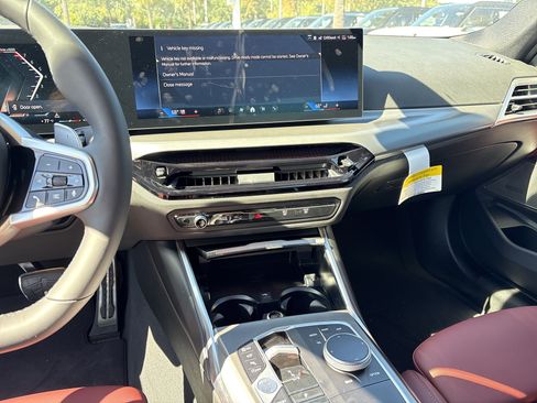 Used 2026 BMW 330i Sedan w/ M Sport Package RWD image 16
