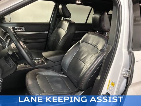 Used 2019 Ford Explorer Sport w/ Equipment Group 401A AWD/4WD image 6