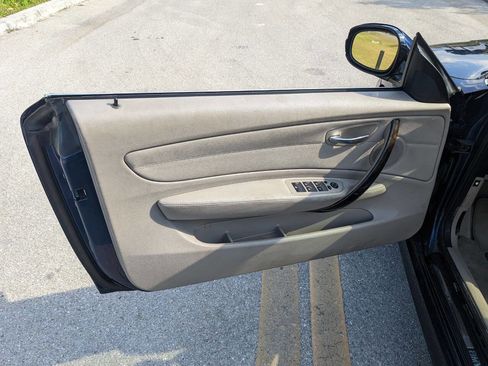 Used 2012 BMW 128i Convertible image 12