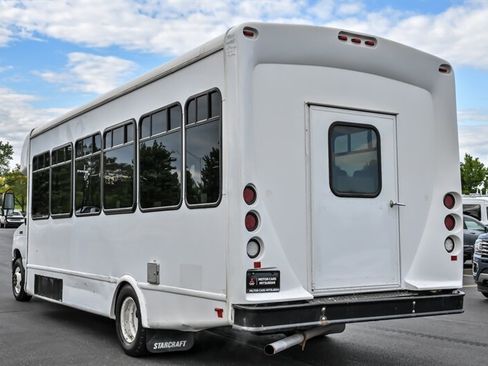 Used 2017 Ford E-450 and Econoline 450 Super Duty w/ Shuttle Bus Prep Package RWD image 6
