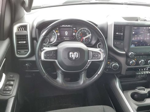 Used 2022 RAM 1500 Big Horn AWD/4WD image 11