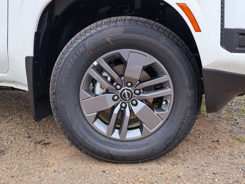 New 2026 Nissan Frontier SV w/ SV Convenience Package image 17