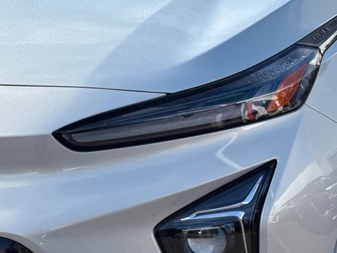 Used 2023 Chevrolet Bolt EUV LT w/ Comfort Package image 47