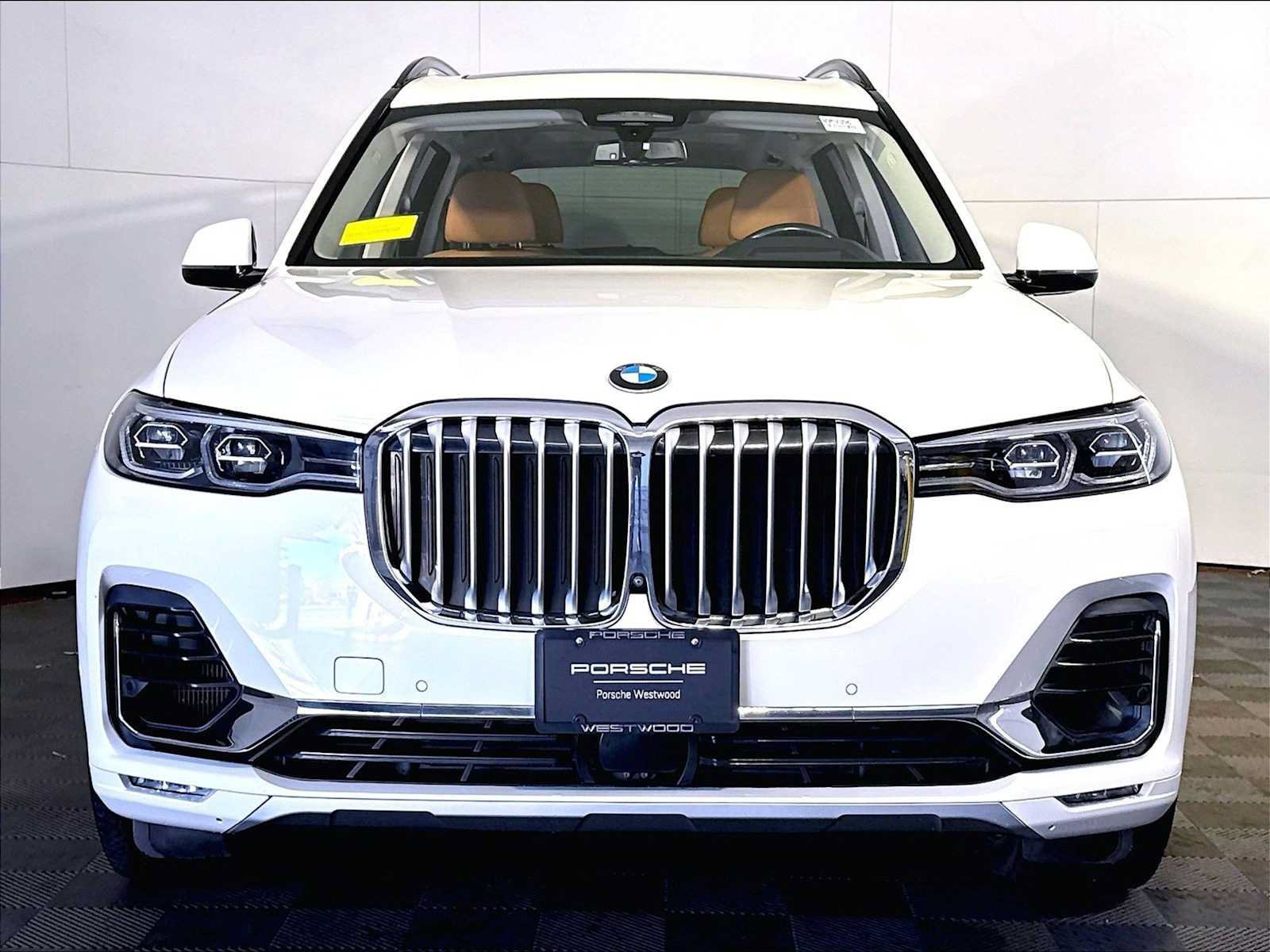 Used 2022 BMW X7 xDrive40i w/ Premium Package AWD/4WD image 10