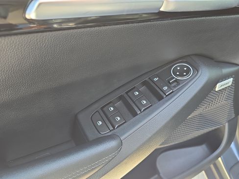 Certified 2023 Kia Seltos SX image 19