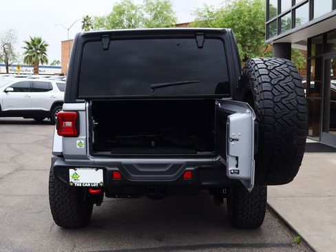 Used 2021 Jeep Wrangler Unlimited Rubicon image 24