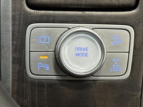 Used 2024 Genesis GV80 3.5T w/ Advanced Package image 24