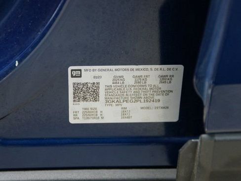 Used 2023 GMC Terrain SLT FWD image 37