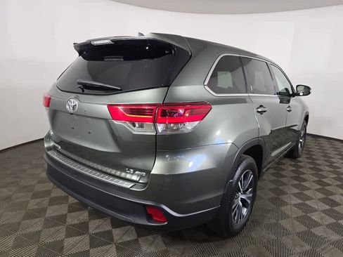 Used 2018 Toyota Highlander Plus image 13