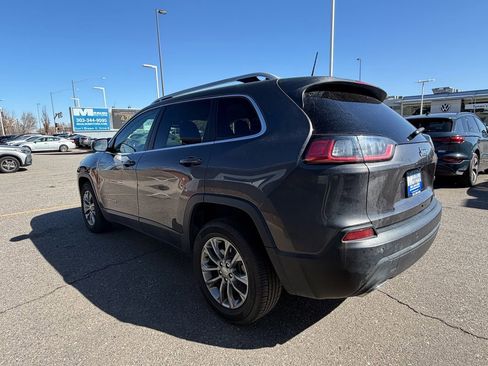 Used 2020 Jeep Cherokee Latitude Plus image 4