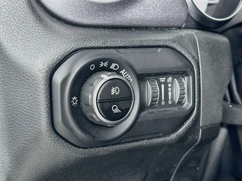 Used 2021 Jeep Gladiator Mojave AWD/4WD image 10