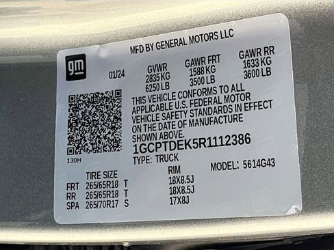 Used 2024 Chevrolet Colorado Z71 w/ Z71 Convenience Package 2 image 33