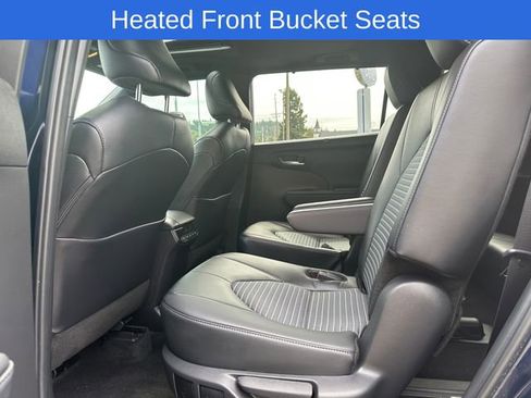 Used 2024 Toyota Highlander XSE image 17