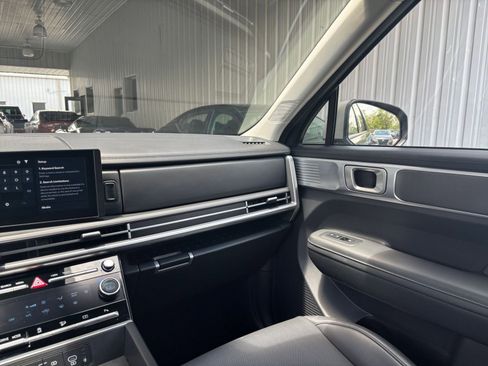 Used 2025 Hyundai Santa Fe SEL FWD image 37