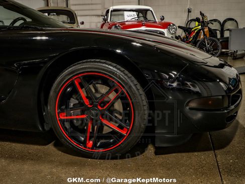 Used 2002 Chevrolet Corvette Convertible w/ Preferred Equipment Group2 image 74