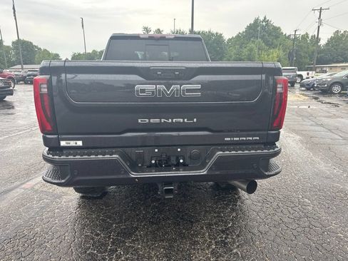 Used 2025 GMC Sierra 2500 Denali Ultimate w/ Max Trailering Package AWD/4WD image 4