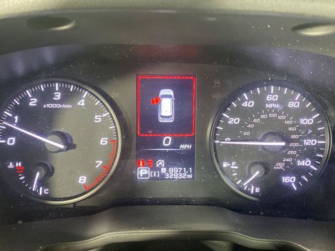Used 2025 Subaru Forester AWD/4WD image 16