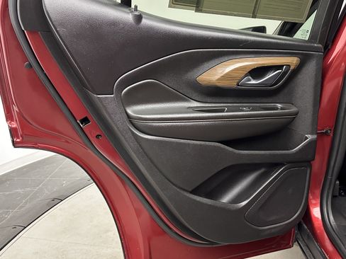 Used 2018 GMC Terrain SLE image 24