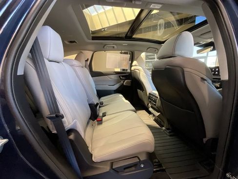 Certified 2026 Acura MDX SH-AWD w/ Technology Package image 23