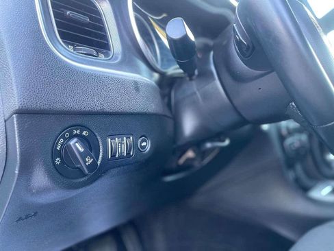 Used 2016 Dodge Charger SXT w/ Driver Confidence Group image 12