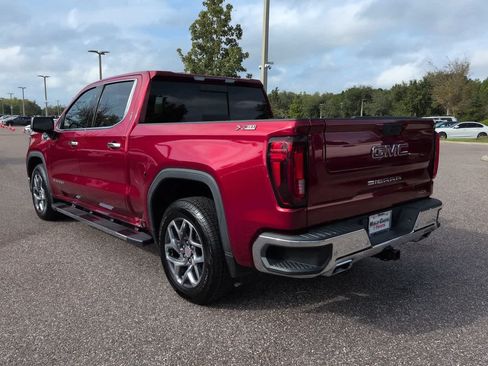 Used 2022 GMC Sierra 1500 SLT w/ SLT Premium Plus Package AWD/4WD image 4