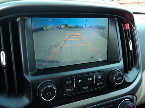 Used 2015 Chevrolet Colorado Z71 w/ LPO, Gearon Divider Package image 13