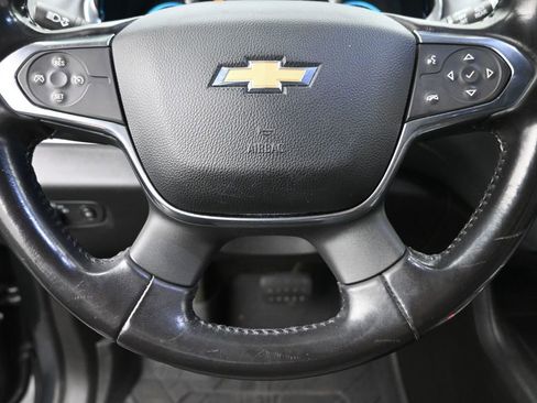 Used 2019 Chevrolet Traverse LT FWD image 15