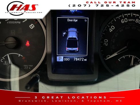 Used 2018 Toyota Tacoma TRD Off-Road AWD/4WD image 17