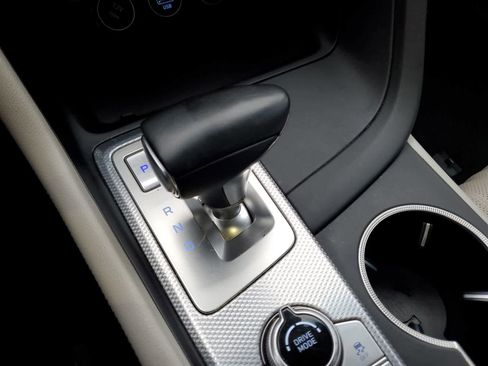 Used 2022 Genesis G70 2.0T w/ Prestige Package image 10