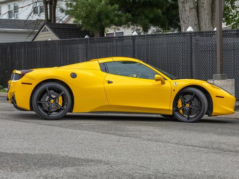 Used 2013 Ferrari 458 Spider RWD image 44