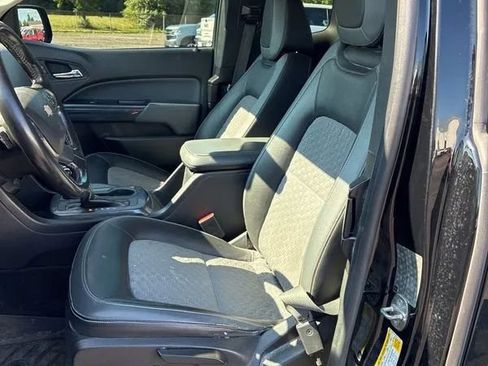 Used 2017 Chevrolet Colorado Z71 AWD/4WD image 20