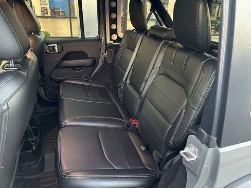 Used 2021 Jeep Wrangler Unlimited Sahara w/ Cold Weather Group image 21