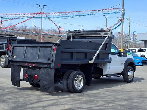 Used 2013 Ford F550 4x4 Regular Cab Super Duty image 2