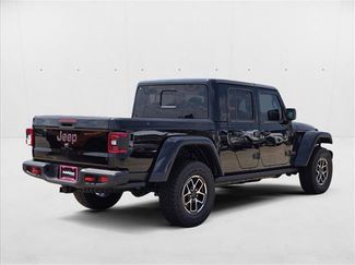 New 2025 Jeep Gladiator Rubicon w/ Convenience Group video 2