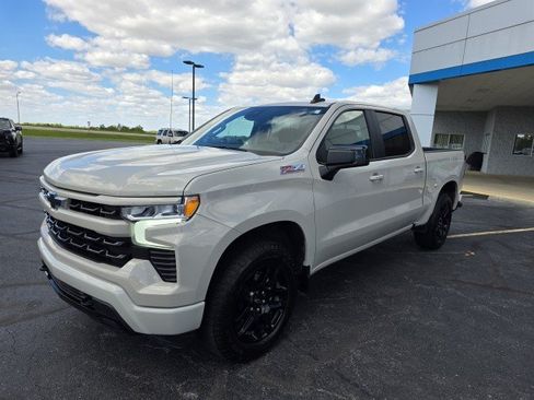 Used 2026 Chevrolet Silverado 1500 RST AWD/4WD image 15