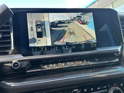 Used 2024 Chevrolet Silverado 2500 LTZ w/ LTZ Convenience Package image 29