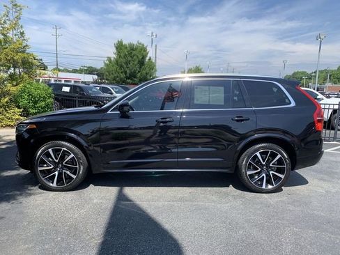 Used 2022 Volvo XC90 T6 Momentum w/ Advanced Package AWD/4WD image 5