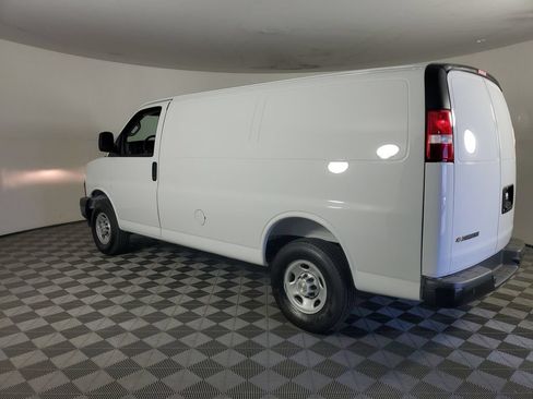 New 2026 Chevrolet Express 2500 w/ Driver Convenience Package RWD image 6