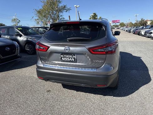Certified 2022 Nissan Rogue Sport SV w/ Technology Package image 5