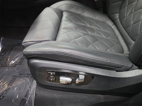 Used 2025 BMW X5 xDrive40i image 28