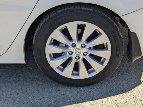 Used 2013 Honda Accord EX-L image 9